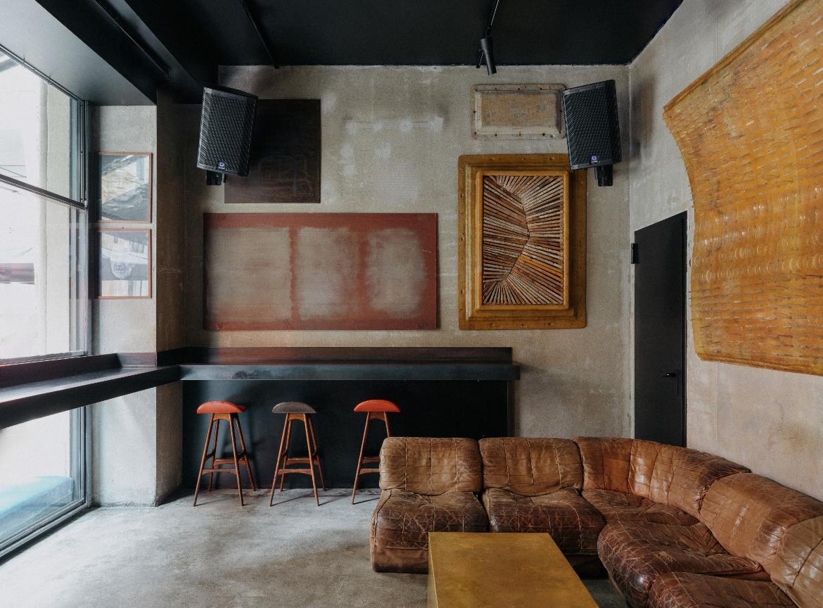 STRAF BAR